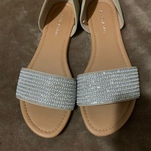Women sandals size 9